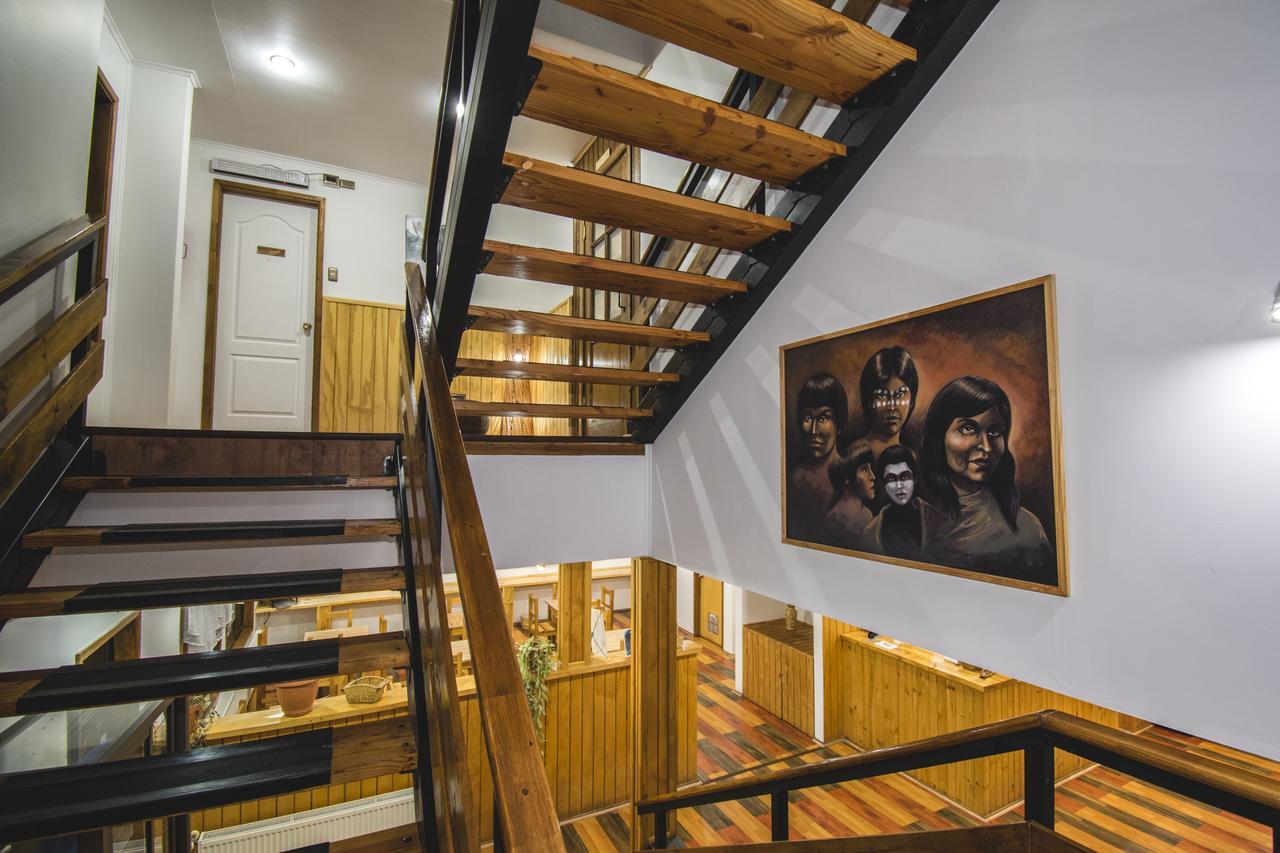 פורטו נטאלס Hotel Hallef מראה חיצוני תמונה